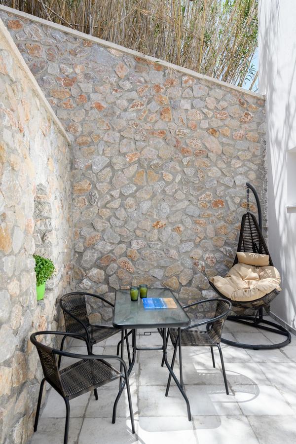 קרטראדוס Elia Residences Santorini מראה חיצוני תמונה