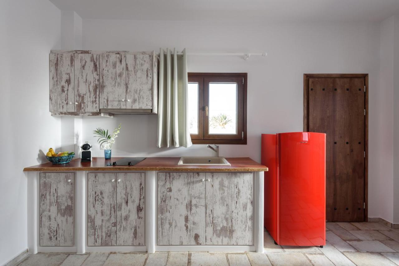 קרטראדוס Elia Residences Santorini מראה חיצוני תמונה